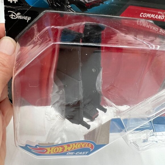 Hot Wheels Star Wars Starship Episode 7 Lead Villain Vehicle New in package - Picture 3 of 9